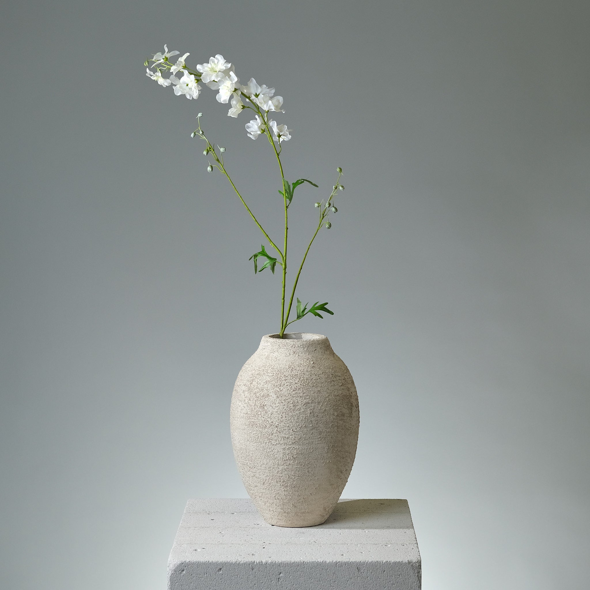 Riddarsporre Cremé Konstblomma i Vitt - FLORISSMA