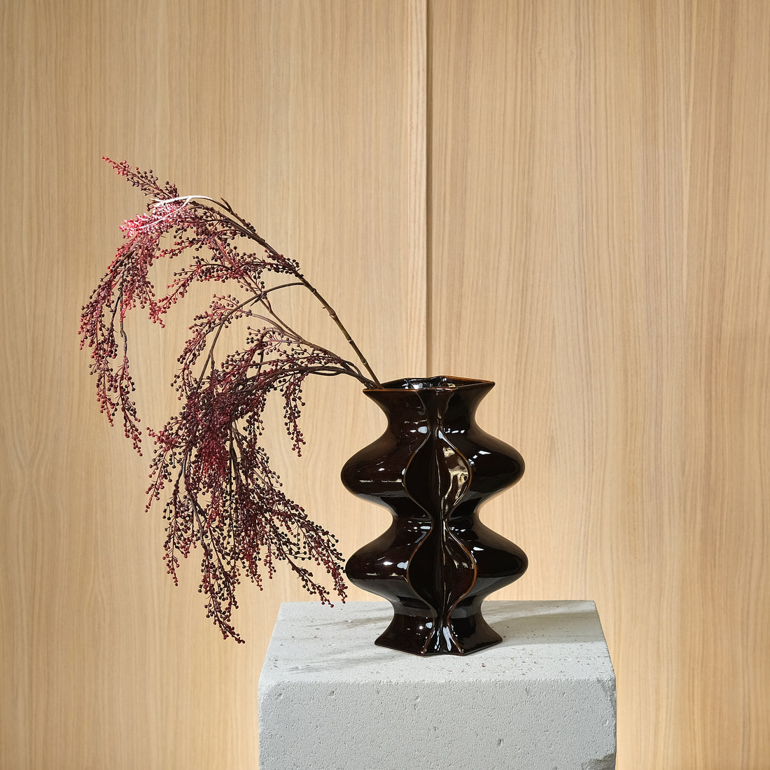 KonstBär Burgundy 89 cm