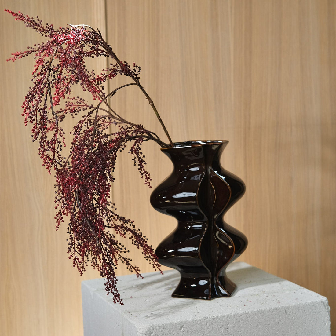 KonstBär Burgundy 89 cm