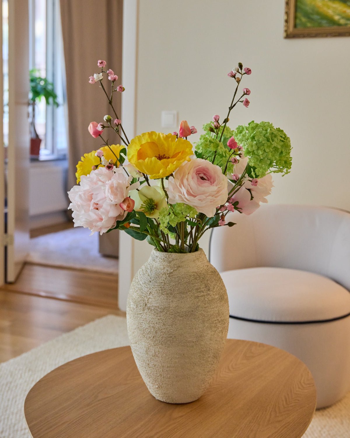 Jasmine Pearl – Färgstark Bukett i Konstblommor med Pion, Vallmo och Julros - FLORISSMA